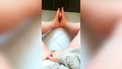 Italian camgirl gives POV foot job with creamy feet for your stiff weenie