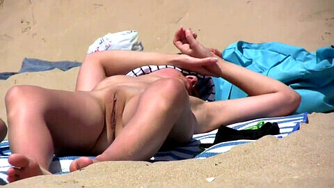 Video hd, nudi sulla spiaggia, buco del culo
