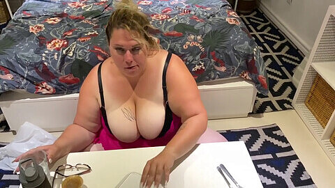 SSBBW first-timer says "Thank you for dinner!" and gives a sloppy blowjob in POV