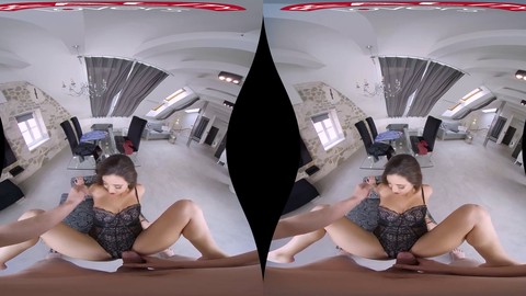 Porno VR avec la Latina MILF Frida Sante suçant une grosse queue en POV!