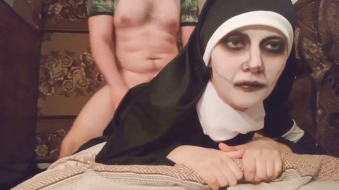 Stepfamily nun gives heavenly oral pleasure in HD porn