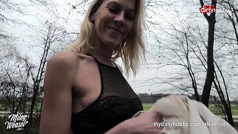 Amateur blonde outdoor sex in car on MyDirtyHobby