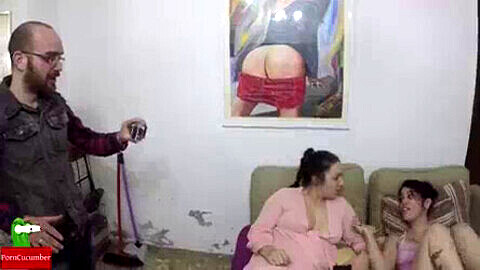 Pamela Sanchez e Ana fanno sesso sfrenato all'aperto dopo aver comprato alcune telecamere GoPro!