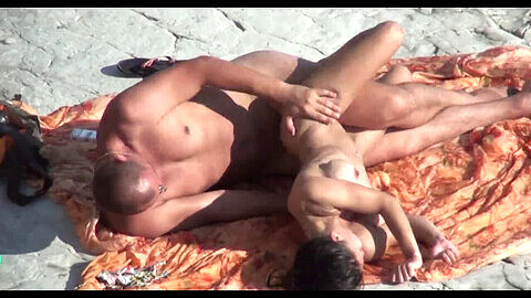Couples beach, voyeur sex, urerotic voyeur beach