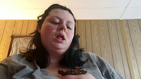 Hooligan giantess exacts revenge on her bullies by devouring them whole
