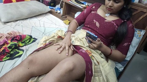 Vaishnavy espiègle se masturbe et baise son beau-frère, la belle Mallu se masturbe et baise son petit ami, la mignonne Desi profite d'un sexe torride avec son amant