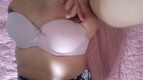 Huge clit, tight pussy, ecuadorian