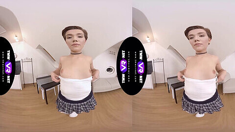 Amber Deep wird in VR unartig - Weite Röcke lassen einfachen Zugang zu ihrer perfekten Pussy!