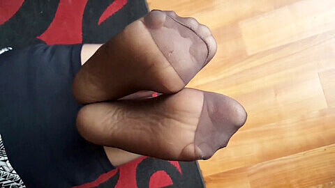 Korean nylon foot worship, nylon foot job, sweaty nylon foot