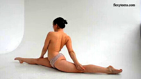 Flexible girl russian, flexible new, russian dancer