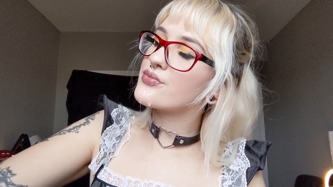 Seductive maid with glasses indulges in mouth fetish play