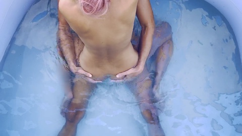 Erotic underwater adventure at the pool - Inexperienced couple experiences intense orgasms!