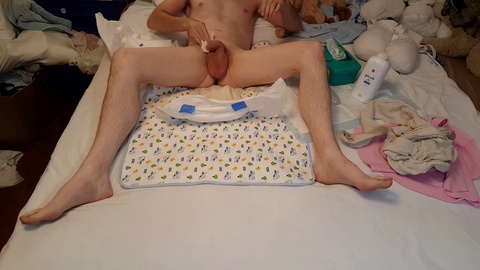 Diaper switch and fill-up for some kinky fun!