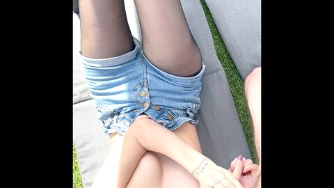 Compilation di sperma su collant in ebano