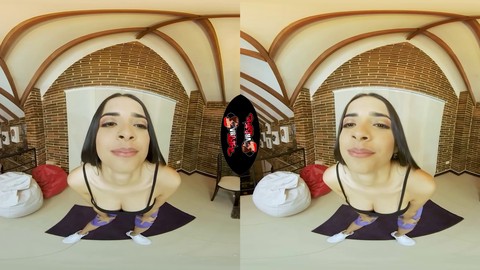 Expérience sensationnelle en réalité virtuelle avec une superbe beauté virtuelle latine