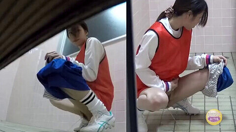 Hz zone wc, female school students pee, chinese pee on male