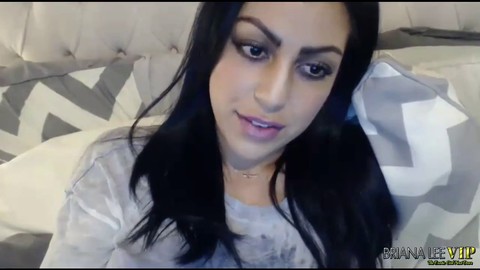 Spettacolo in webcam di Briana Lee VIP Member dell'11 novembre 2015 con gioco di dildo e pompino con le sue grandi tette naturali