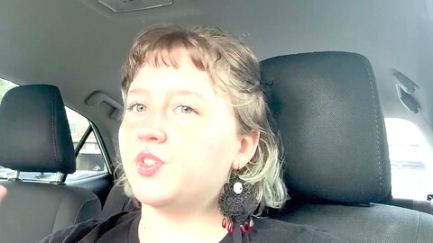 Ponerse al día con la Virgen católica y sus impresionantes ojos azules