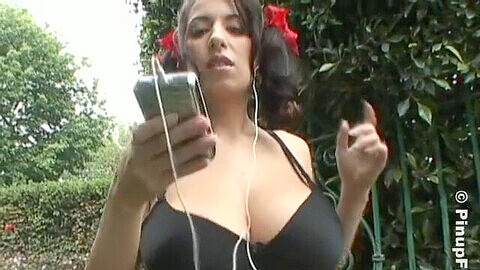Jana Defi's iPod Dance 2 Remastered featuring her bouncing Czech boobs in HD
