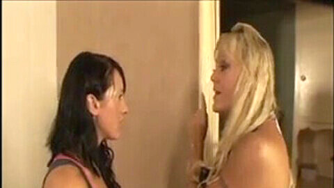 Daughter and mom deepthroat contest, petit blonde, blond 